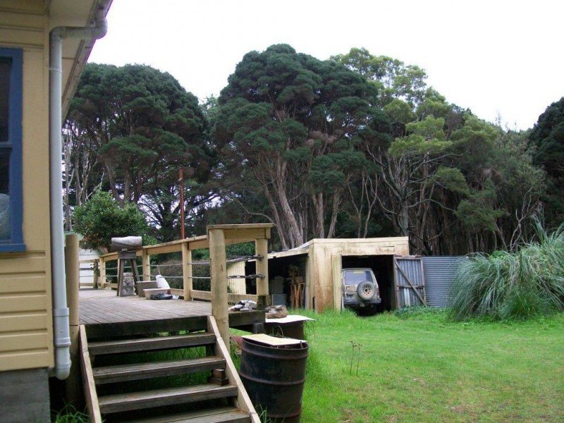 120 The Esplanade, Naracoopa TAS 7256