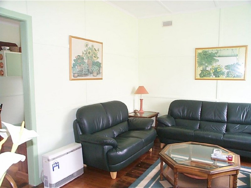 5 Waratah Street, Grassy TAS 7256