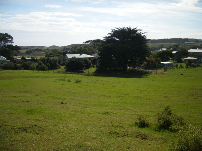 17 Charles Street, Currie TAS 7256