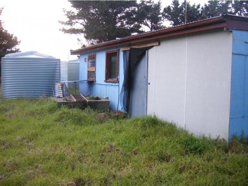 6 The Esplanade, Naracoopa TAS 7256