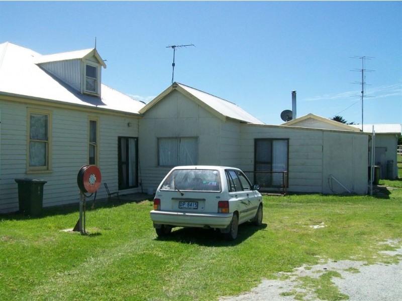 18 Charles Street, Currie TAS 7256