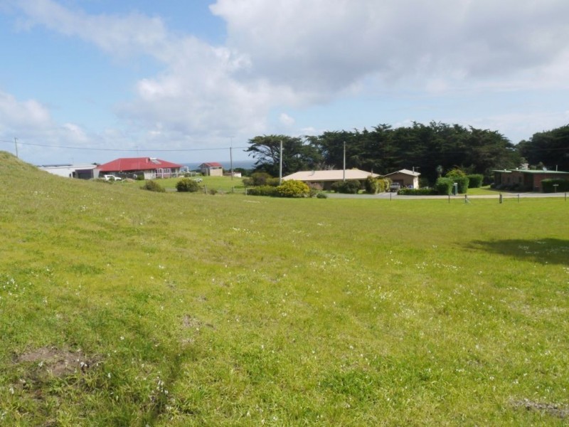 9 Rifle Range Road, Currie TAS 7256