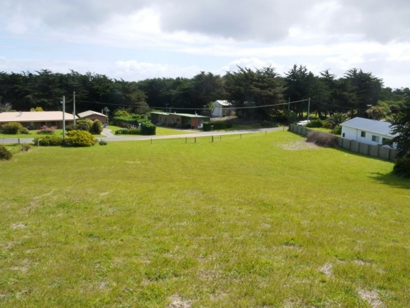 9 Rifle Range Road, Currie TAS 7256