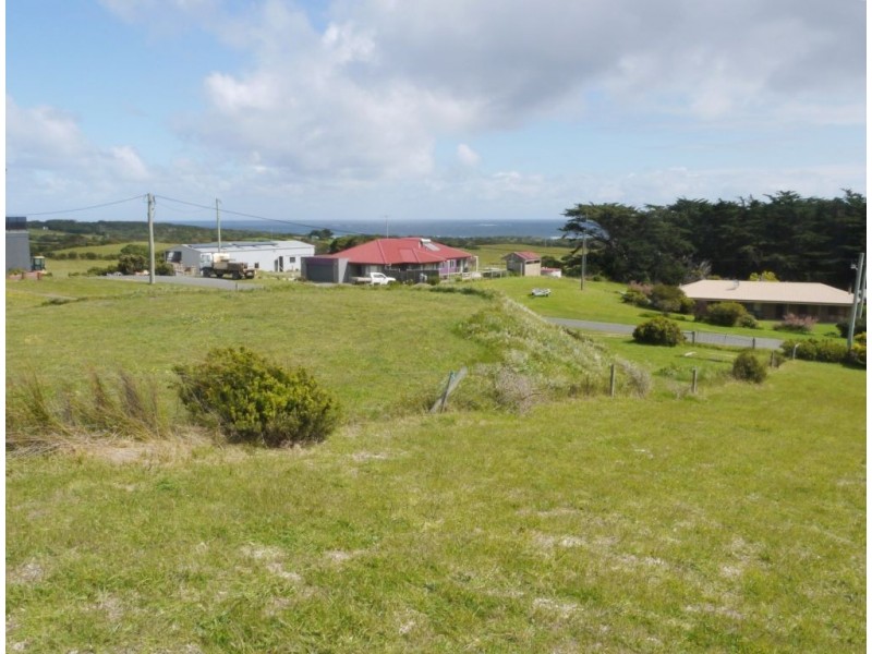 9 Rifle Range Road, Currie TAS 7256