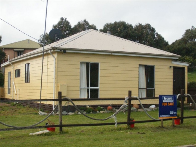 9 Ross Avenue, Currie TAS 7256