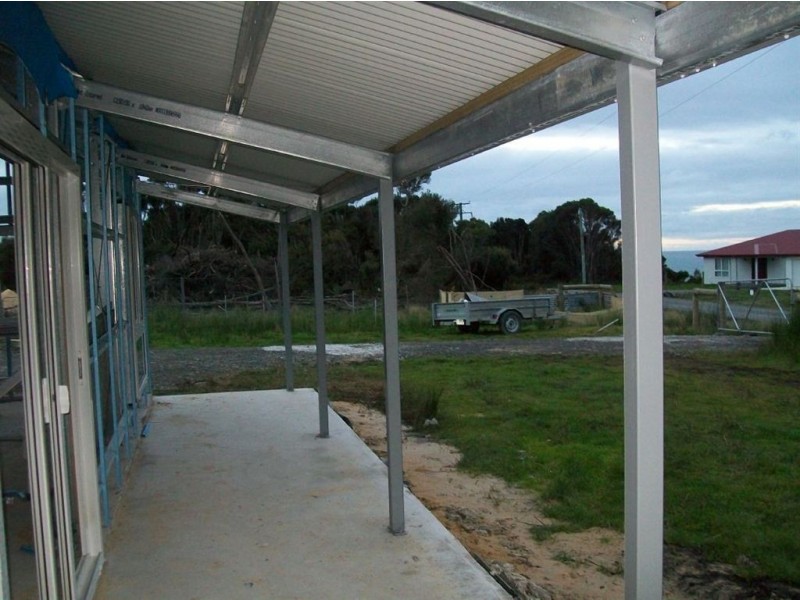 20 Skyline Drive, Naracoopa TAS 7256