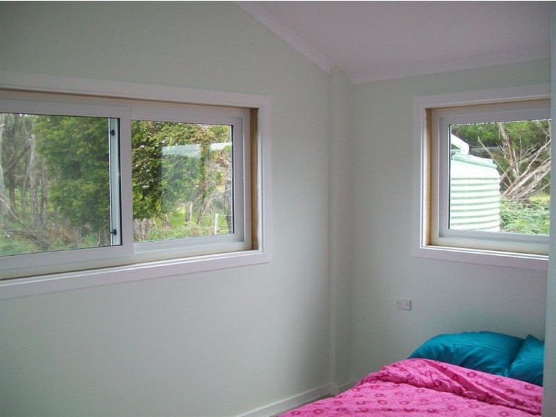 20 Skyline Drive, Naracoopa TAS 7256