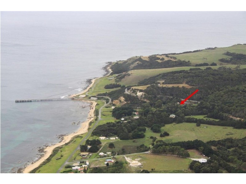 1 Forrest Street, Naracoopa TAS 7256