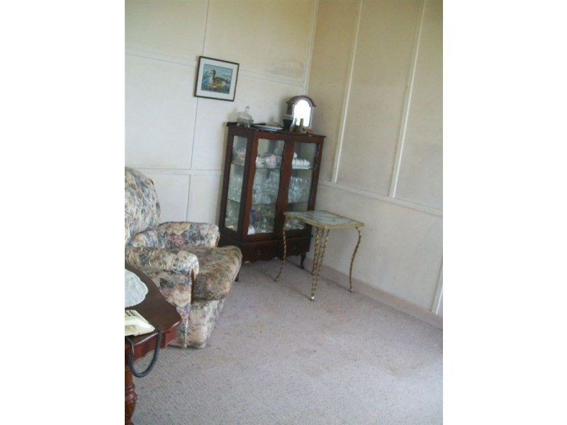 16 Sassafras St, Grassy TAS 7256