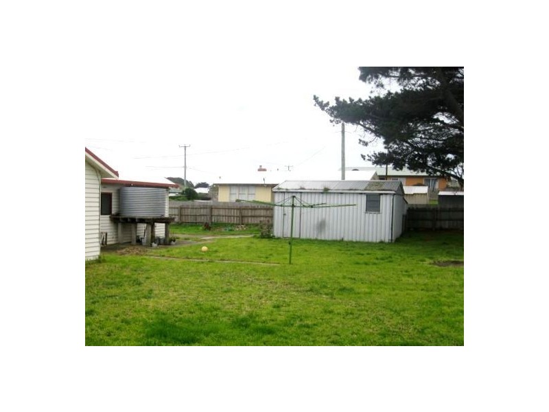 70 Main Street, Currie TAS 7256