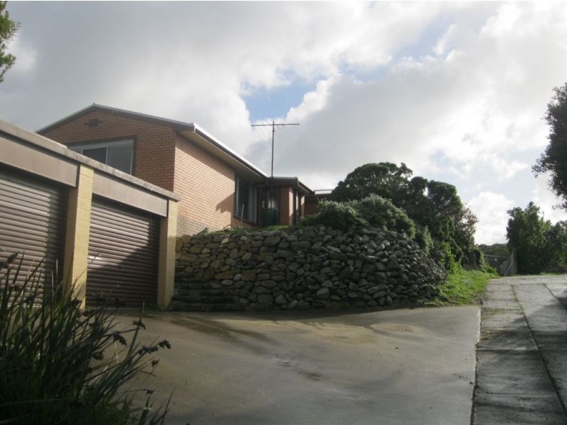 22 Lighthouse Street, Currie TAS 7256