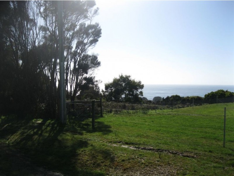17 Skyline Drive, Naracoopa TAS 7256