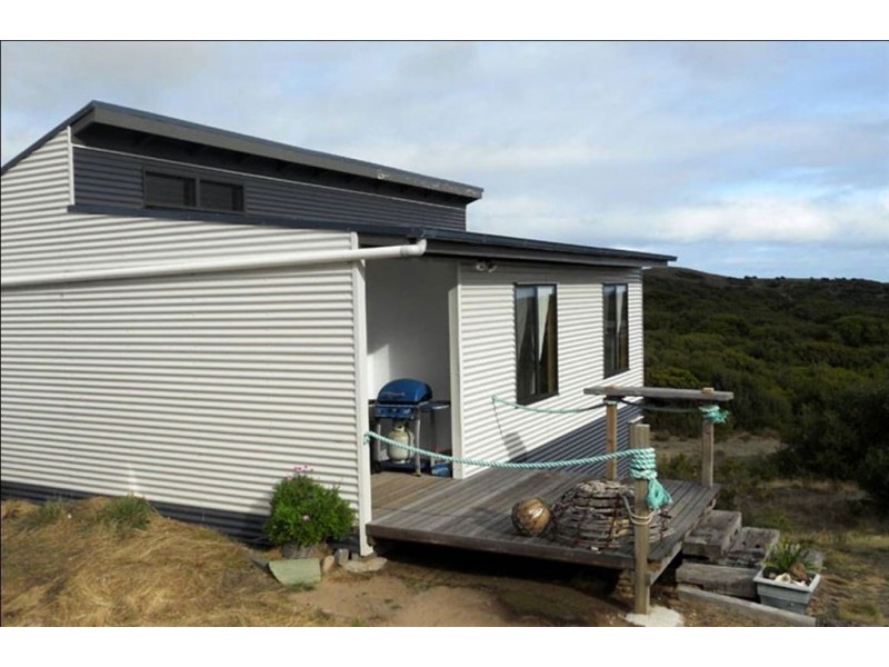 913 South Road, King Island TAS 7256