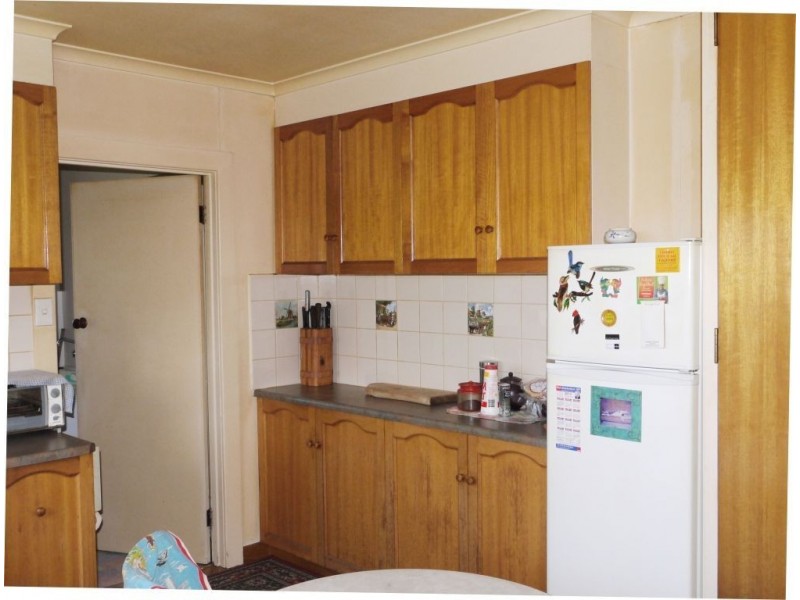 11 Beach Road, Currie TAS 7256