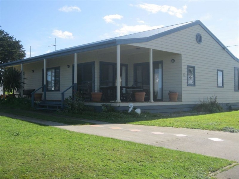 15 Sassafras Street, Grassy TAS 7256