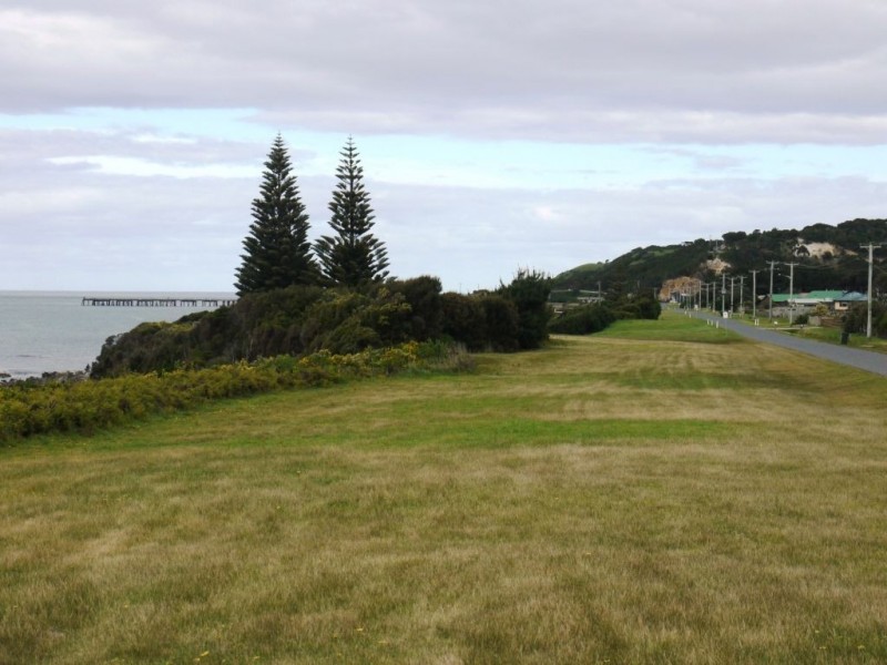 2000 Fraser Road, Naracoopa TAS 7256