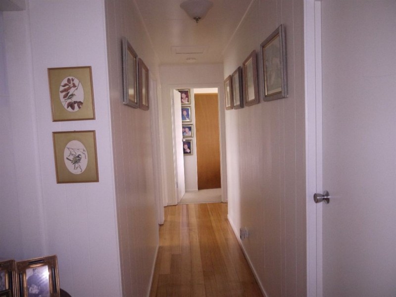 10 Currie Road, Grassy TAS 7256