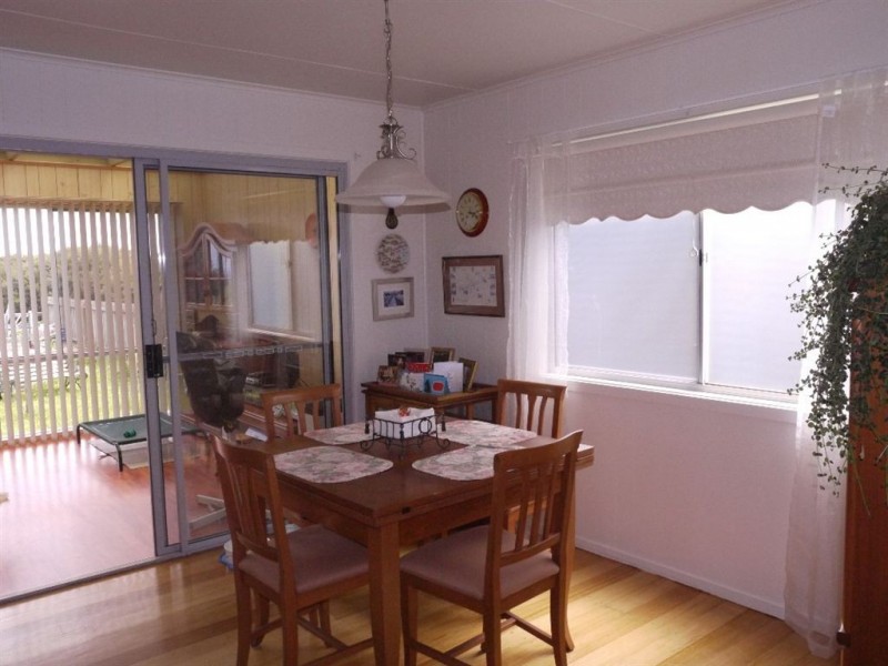 10 Currie Road, Grassy TAS 7256