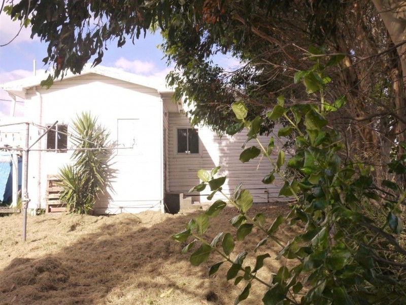 85 Main Street, Currie TAS 7256