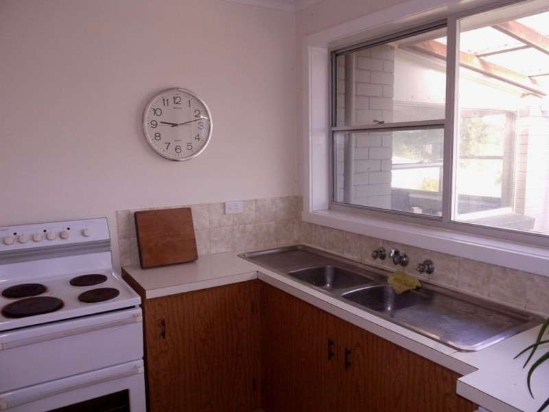 8 Beach Road, Currie TAS 7256