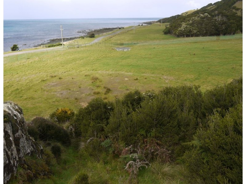 2 The Esplanade, Naracoopa TAS 7256