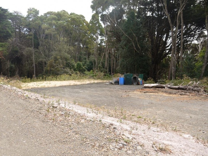 2 Millwood Road, Naracoopa TAS 7256