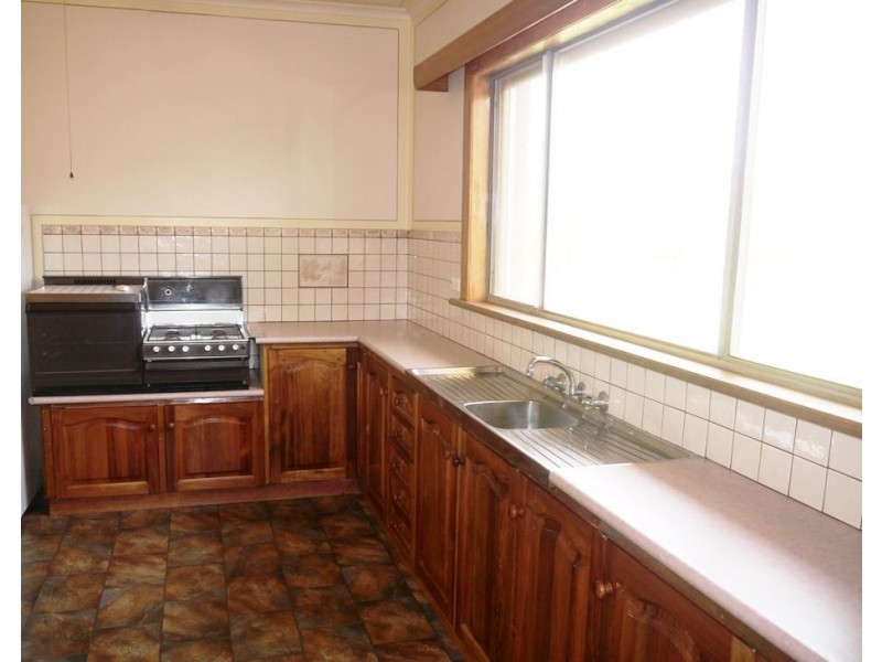 121 The Esplanade, Naracoopa TAS 7256