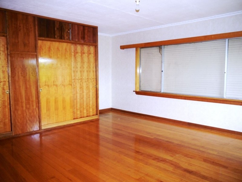 121 The Esplanade, Naracoopa TAS 7256