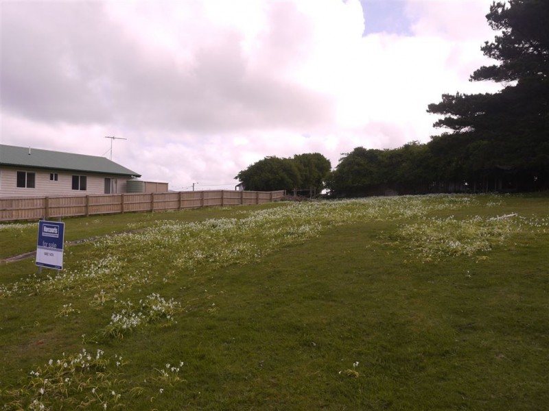 5 Sassafras Street, Grassy TAS 7256