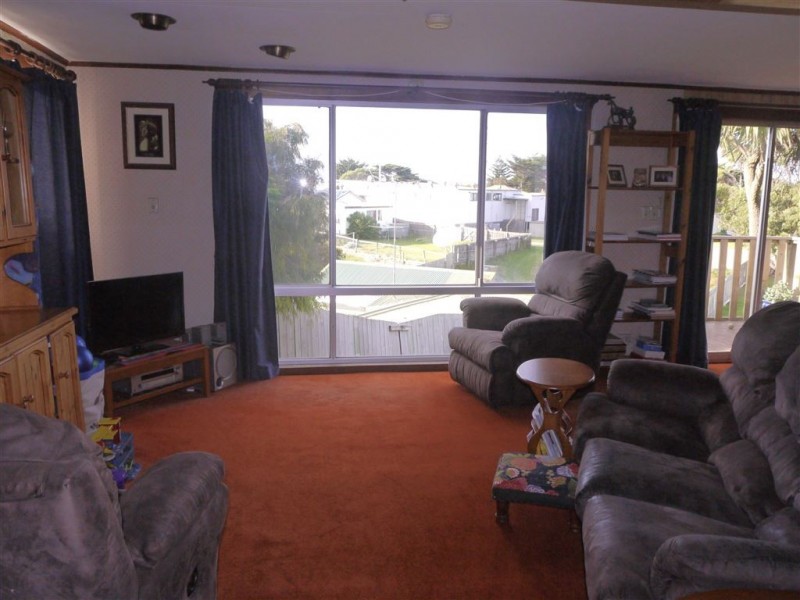 26 Edward Street, Currie TAS 7256