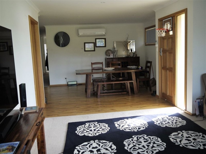 4 Beach Road, Currie TAS 7256