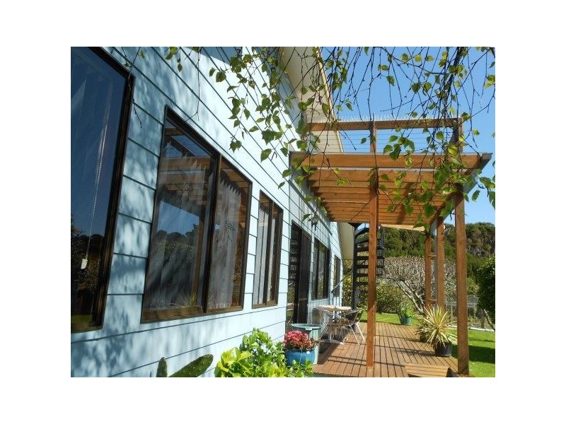 125 The Esplanade, Naracoopa TAS 7256