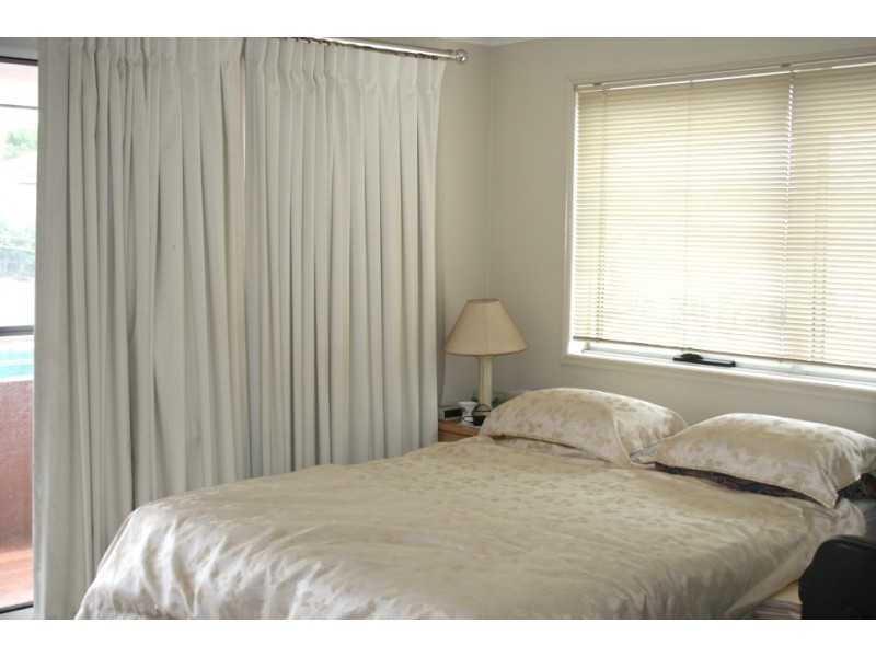 79 Annerley Road, Woolloongabba QLD 4102