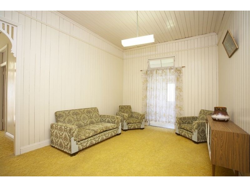 18 Ellesmere, Yeronga QLD 4104