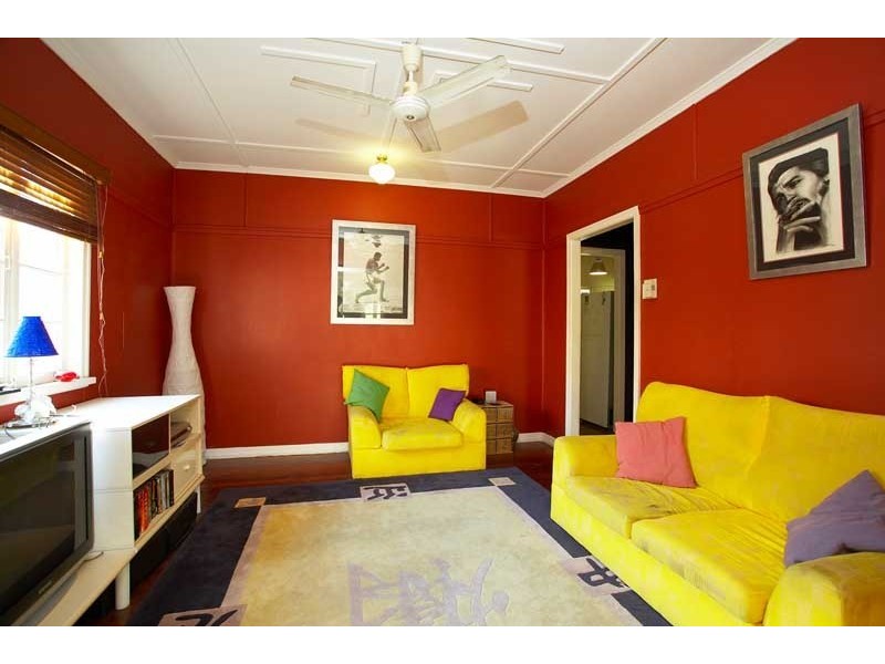 111 Waverley St, Annerley QLD 4103