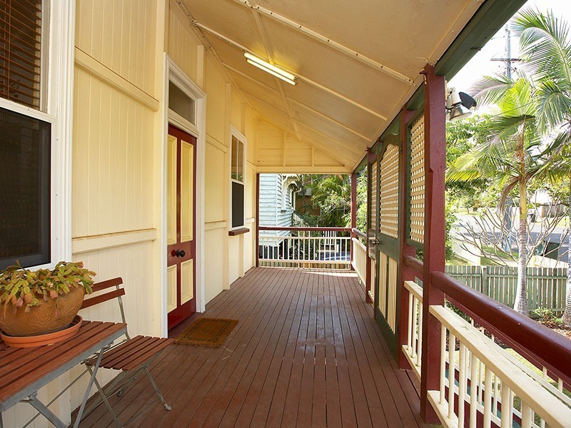 58 Chaucer St, Moorooka QLD 4105