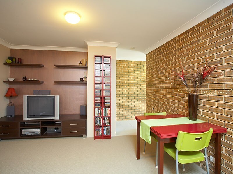 68 Chaucer St, Moorooka QLD 4105