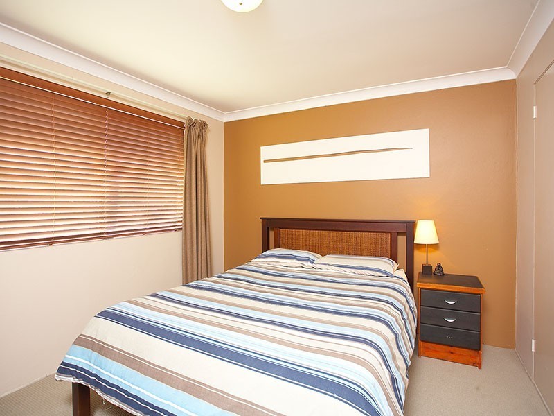 68 Chaucer St, Moorooka QLD 4105