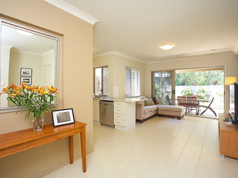 572 Sherwood Road, Sherwood QLD 4075