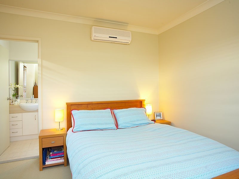 572 Sherwood Road, Sherwood QLD 4075