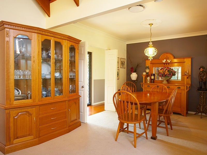 54 Jacaranda Ave, Boronia Heights QLD 4124
