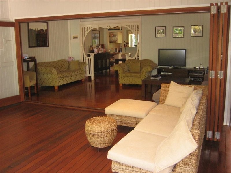 2 Walton Street, Dutton Park QLD 4102