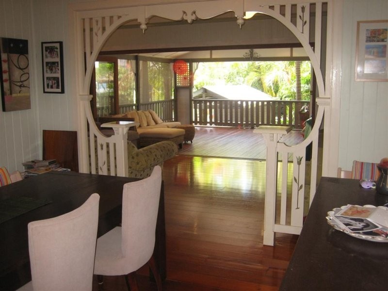 2 Walton Street, Dutton Park QLD 4102