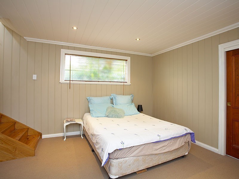 9 Catherine St, Woolloongabba QLD 4102