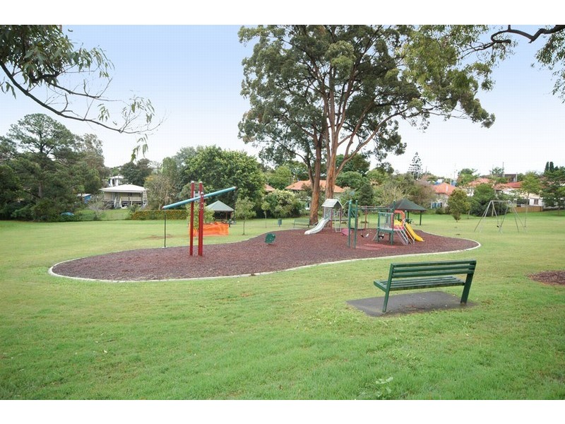 25 Robinson Street, Moorooka QLD 4105