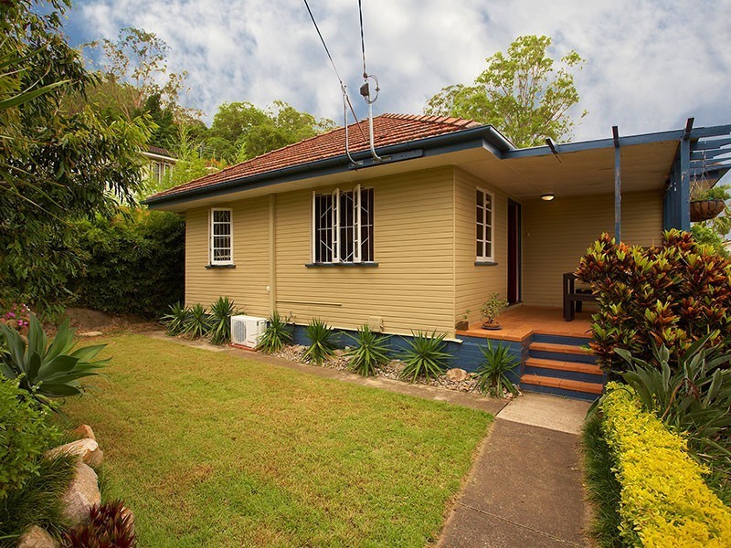 177 Mayfield Rd, Moorooka QLD 4105