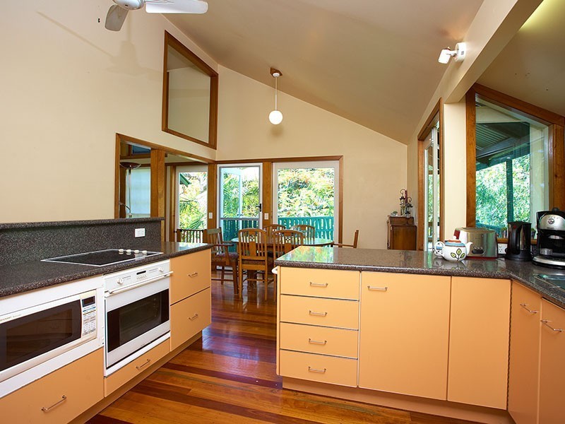 219 Graceville Ave, Graceville QLD 4075