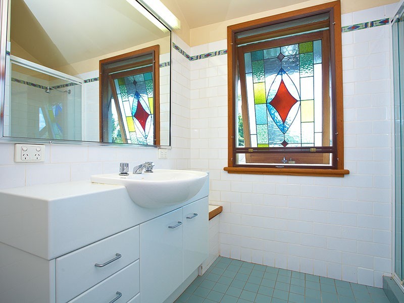 219 Graceville Ave, Graceville QLD 4075