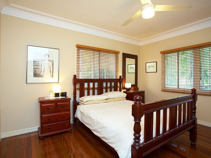 44 Clifton St, Moorooka QLD 4105