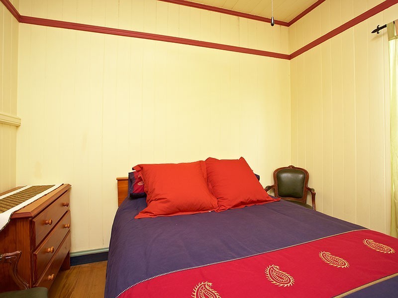 23 Clyde St, Brisbane QLD 4000